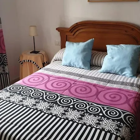 Hébergement de vacances Casa Alex Rural Cottage 2 Bedroom *